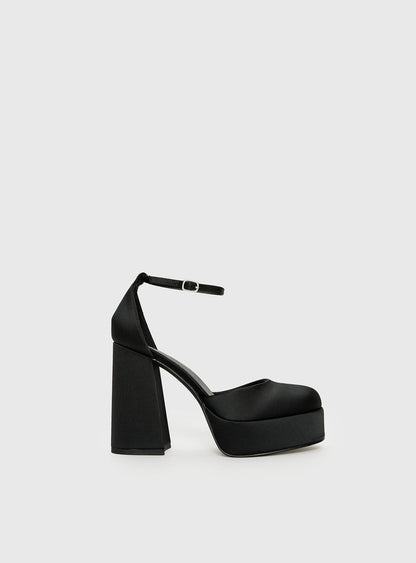 Vogel Platform Heels Black