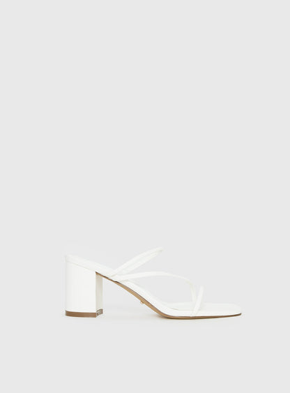 Billini Yazmin Heels White
