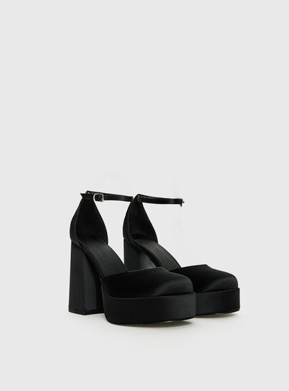 Vogel Platform Heels Black