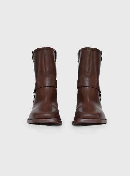 Clovers Boots Brown