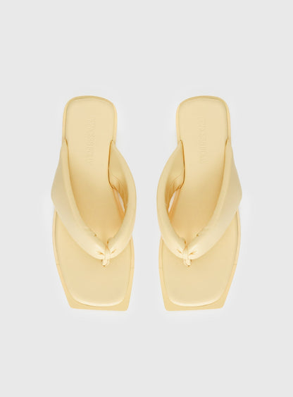 Rylin Puff Thong Sandals Butter