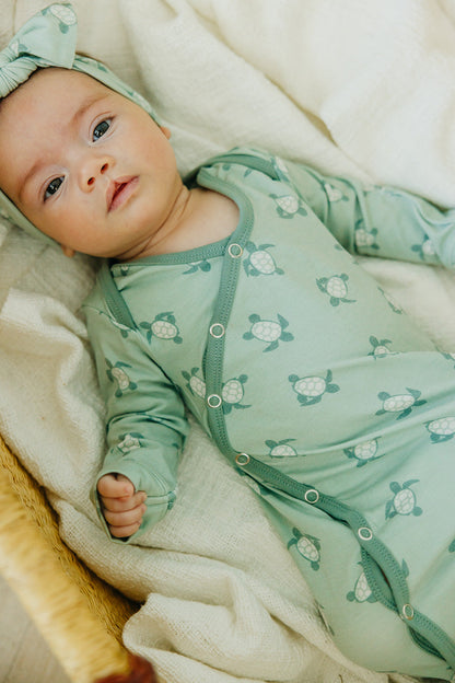 Newborn Knotted Gown - Wade